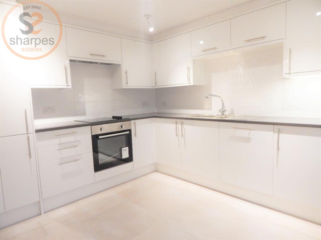 2 bed Apartment for rent in Merton. From Sharpes Estates 2 bed Apartment for rent in Merton. From Sharpes Estates