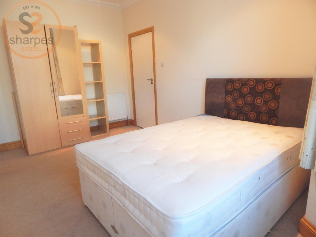 1 bed House Share for rent in Merton. From Sharpes Estates