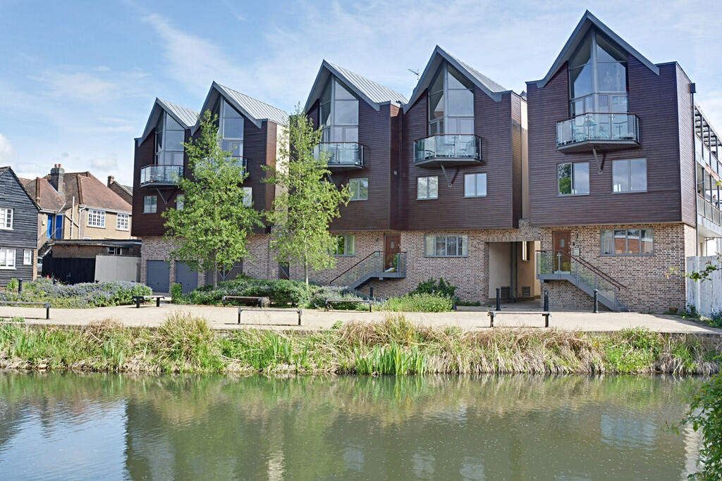 2 bed Apartment for rent in Hertford. From Shepherds - Hertford