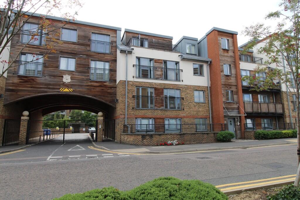 2 bed 1st Floor Flat for rent in Hertford. From Shepherds - Hertford