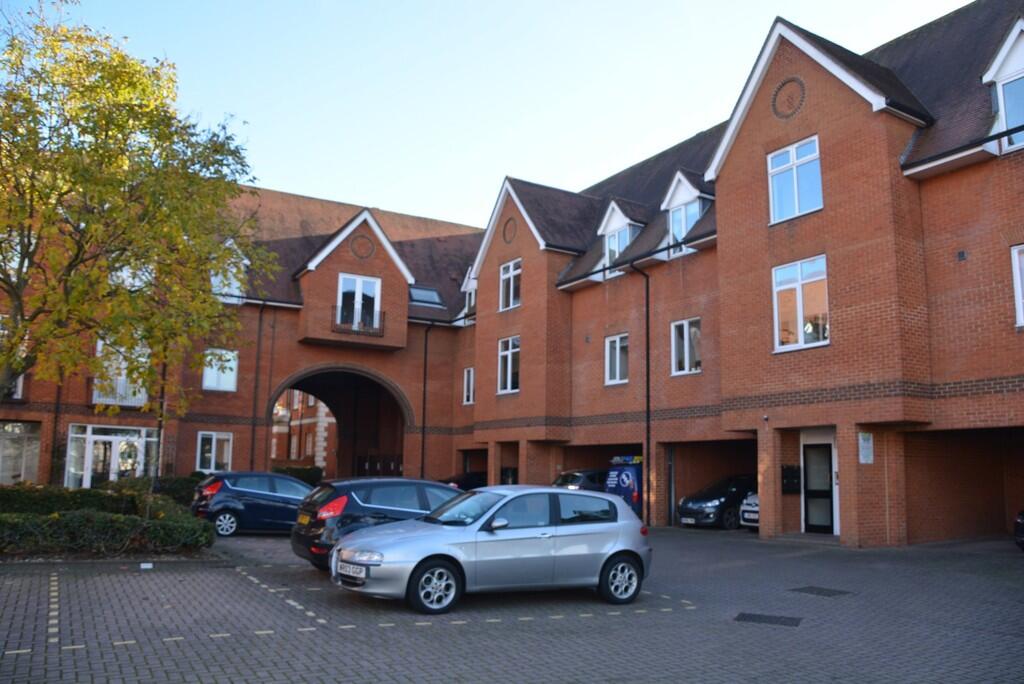 1 bed Apartment for rent in Hertford. From Shepherds - Hertford