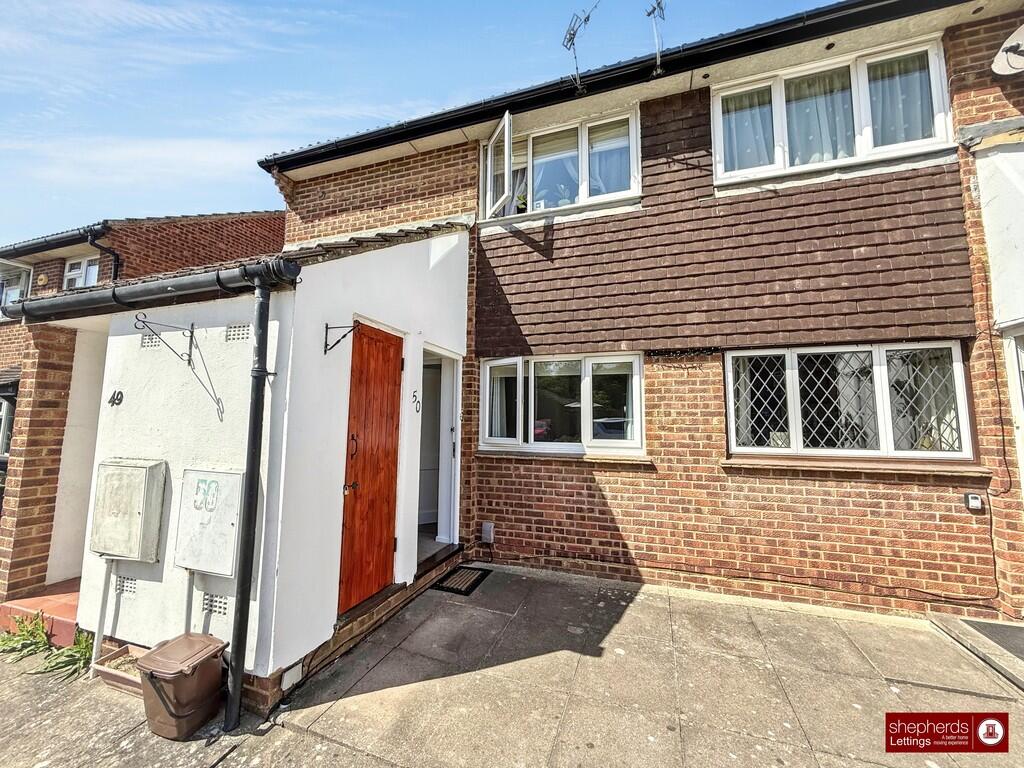 1 bed Apartment for rent in Hertingfordbury. From Shepherds - Hertford