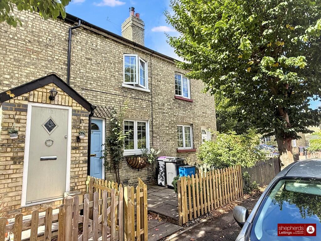 2 bed Mid Terraced House for rent in Hertford. From Shepherds - Hertford 2 bed Mid Terraced House for rent in Hertford. From Shepherds - Hertford