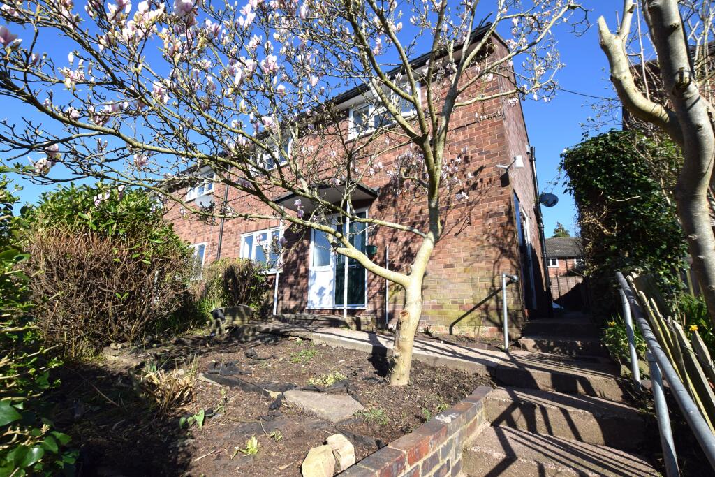 2 bed End of Terrace for rent in Market Drayton. From S & J Property Centres - Market Drayton