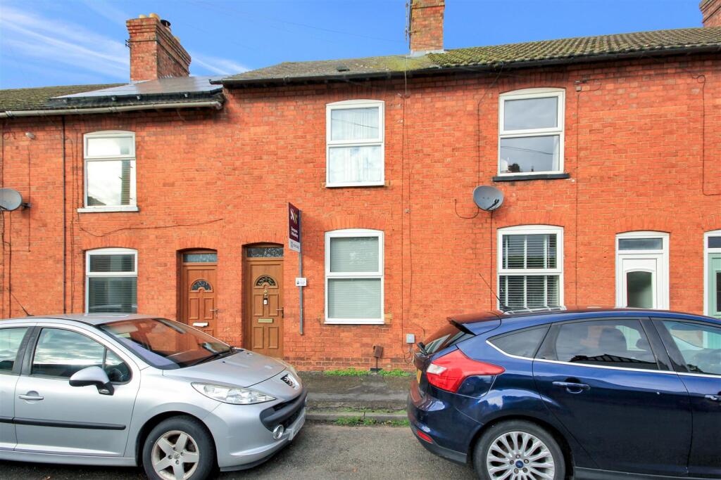 2 bed Mid Terraced House for rent in Rushden. From Simpson & Weekley - Rushden