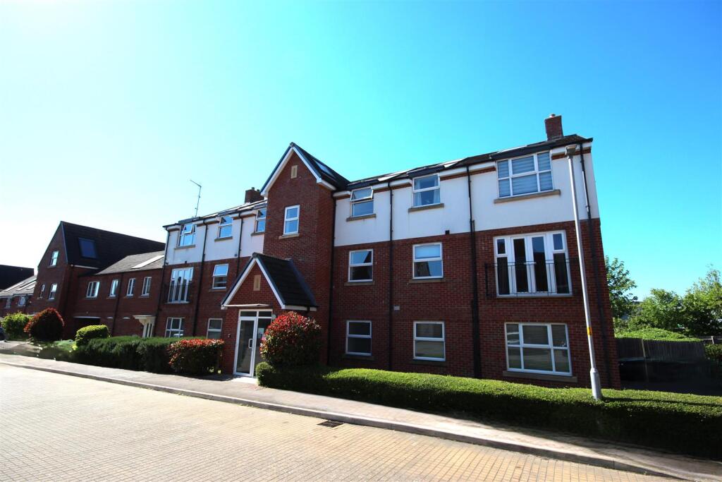 2 bed Apartment for rent in Higham Ferrers. From Simpson & Weekley - Rushden