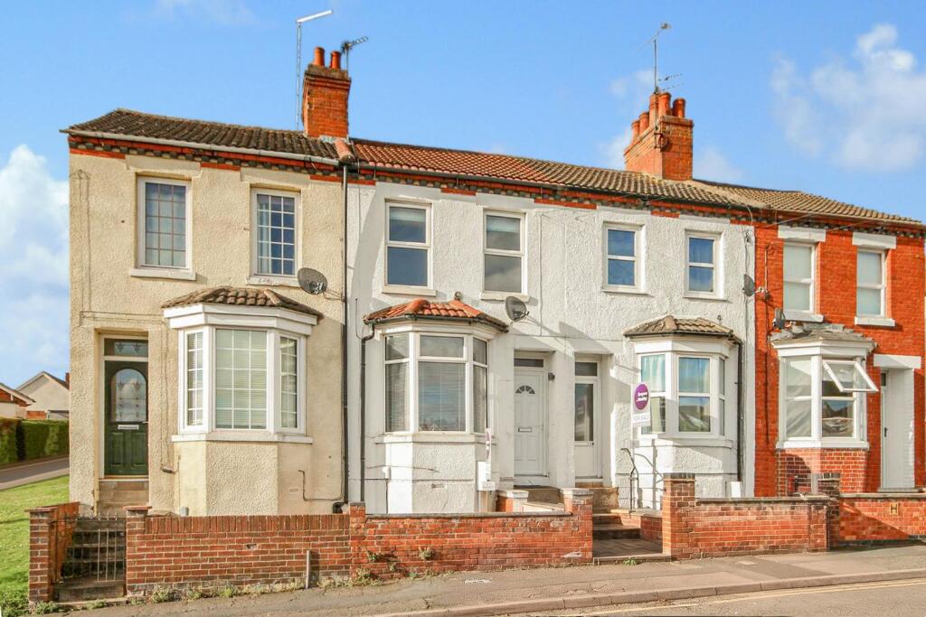 2 bed Mid Terraced House for rent in Higham Ferrers. From Simpson & Weekley - Rushden