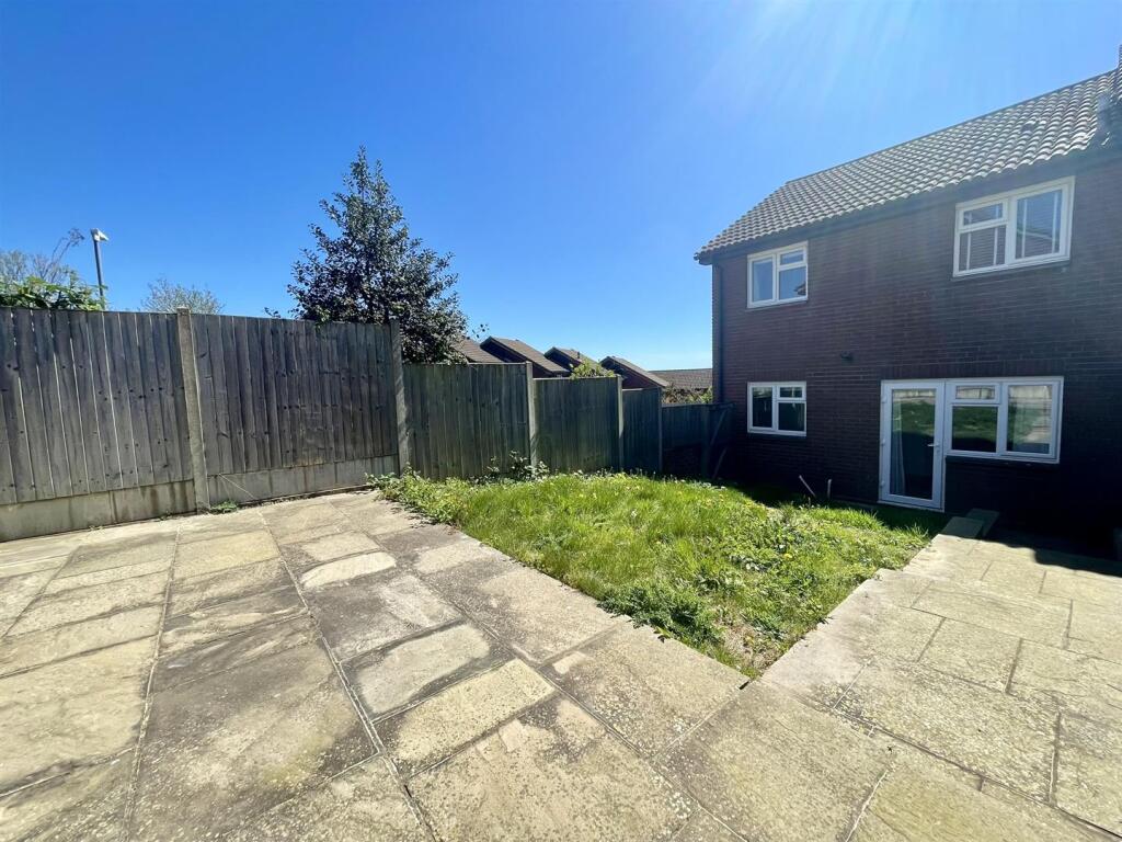 1 bed Semi Detached for rent in Portslade-by-Sea. From Sinnott Green - Portslade
