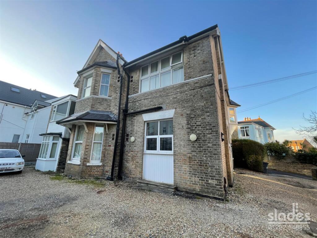 4 bed Studio for rent in Bournemouth. From Slades - Winton Banks