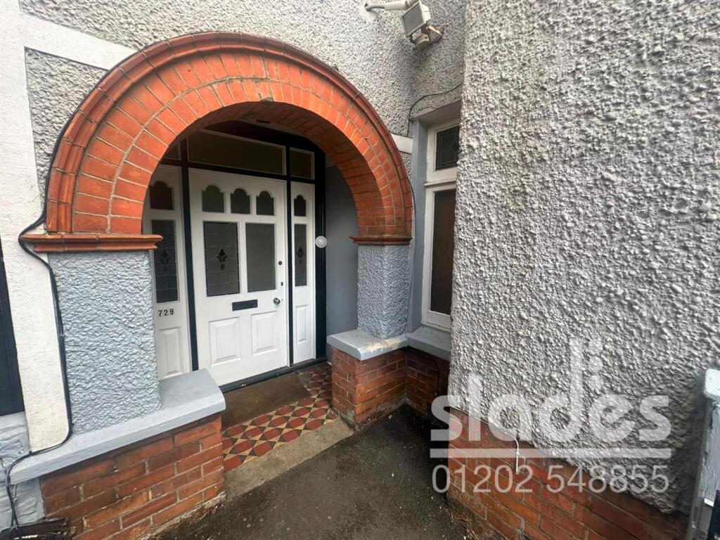 2 bed 1st Floor Flat for rent in Bournemouth. From Slades - Winton Banks