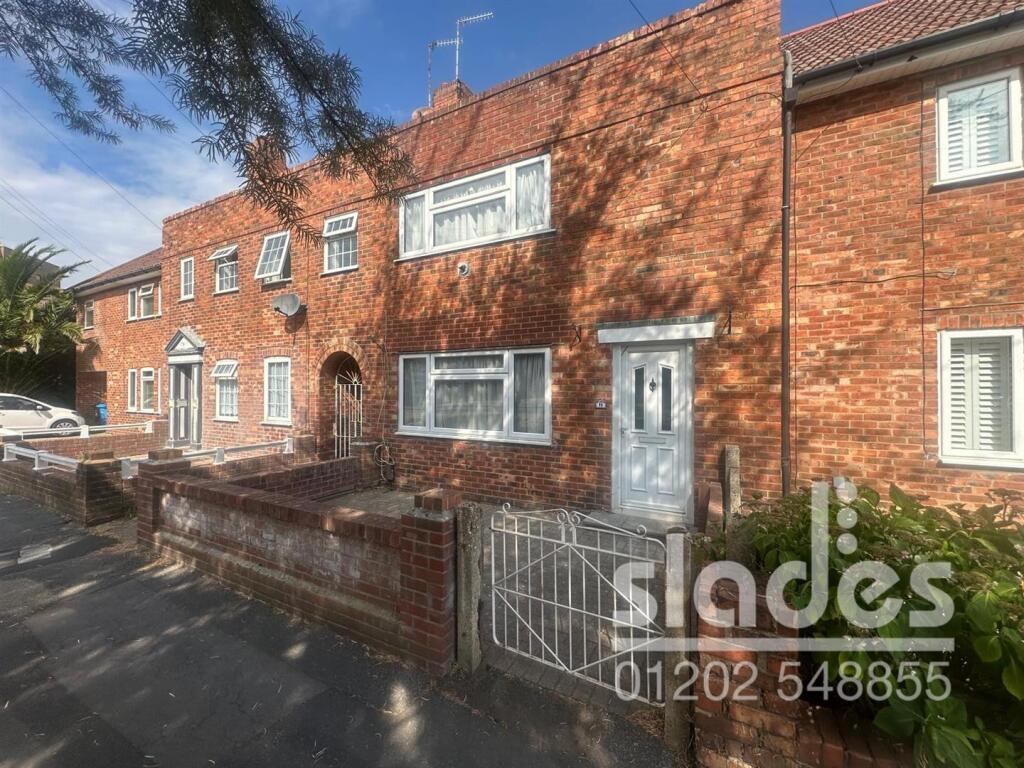 3 bed Mid Terraced House for rent in Poole. From Slades - Winton Banks