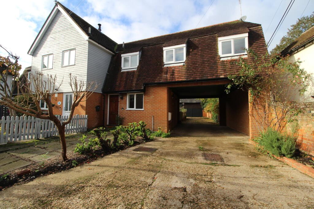 2 bed End of Terrace for rent in Barkway. From Satchells Estate Agents - Biggleswade
