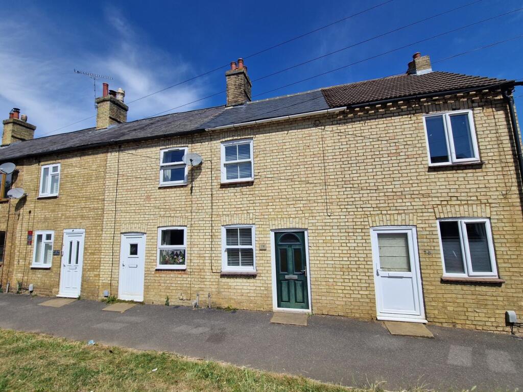 2 bed Mid Terraced House for rent in Shefford. From Satchells Estate Agents - Biggleswade 2 bed Mid Terraced House for rent in Shefford. From Satchells Estate Agents - Biggleswade