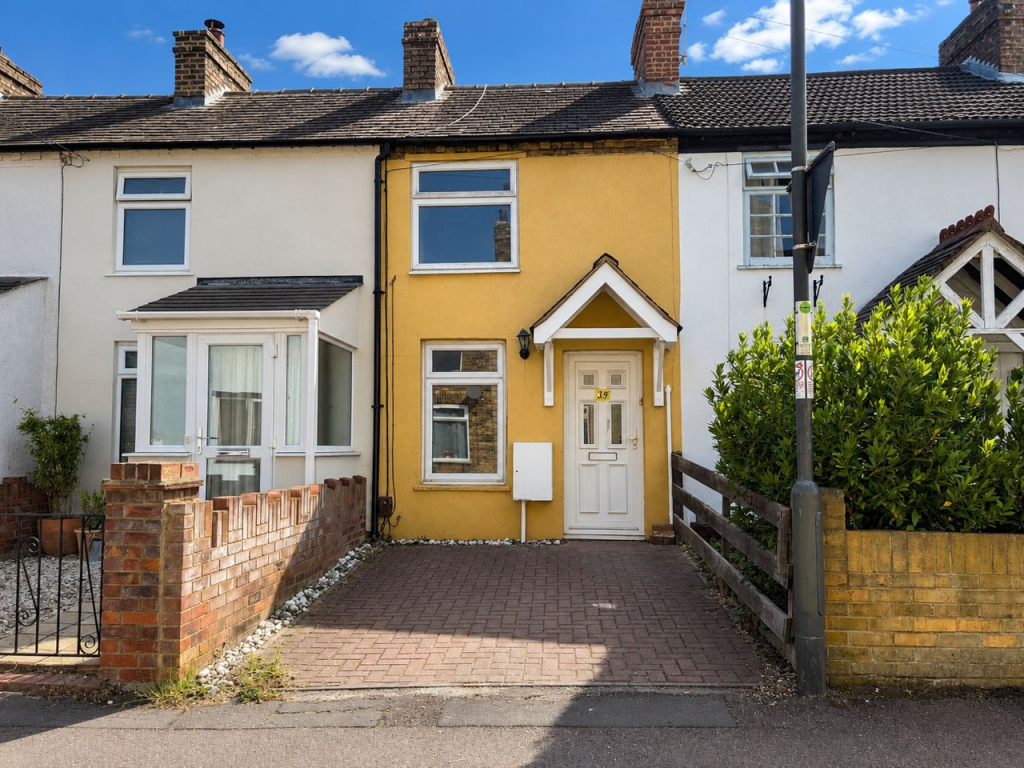 2 bed Cottage for rent in Biggleswade. From Satchells Estate Agents - Biggleswade 2 bed Cottage for rent in Biggleswade. From Satchells Estate Agents - Biggleswade