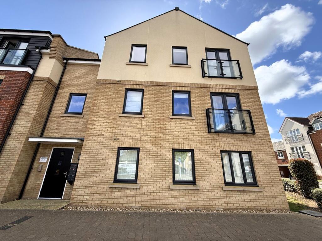 2 bed 1st Floor Flat for rent in Biggleswade. From Satchells Estate Agents - Biggleswade 2 bed 1st Floor Flat for rent in Biggleswade. From Satchells Estate Agents - Biggleswade