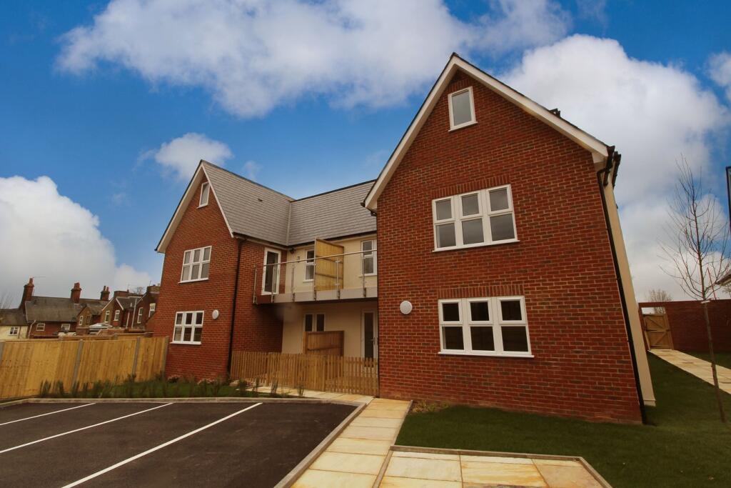 2 bed Apartment for rent in Hitchin. From Satchells Estate Agents - Letchworth
