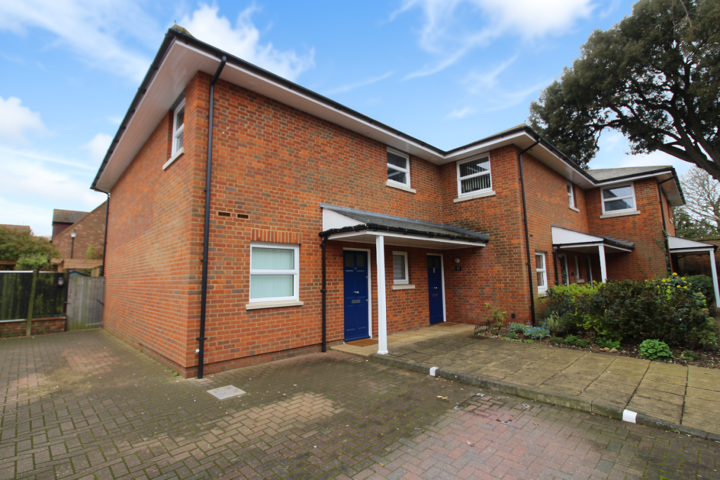 2 bed Apartment for rent in Baldock. From Satchells Estate Agents - Letchworth
