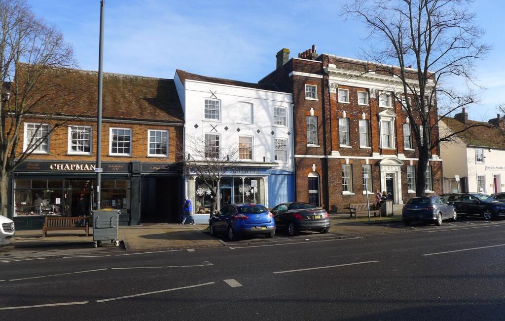 2 bed Apartment for rent in Baldock. From Satchells Estate Agents - Letchworth
