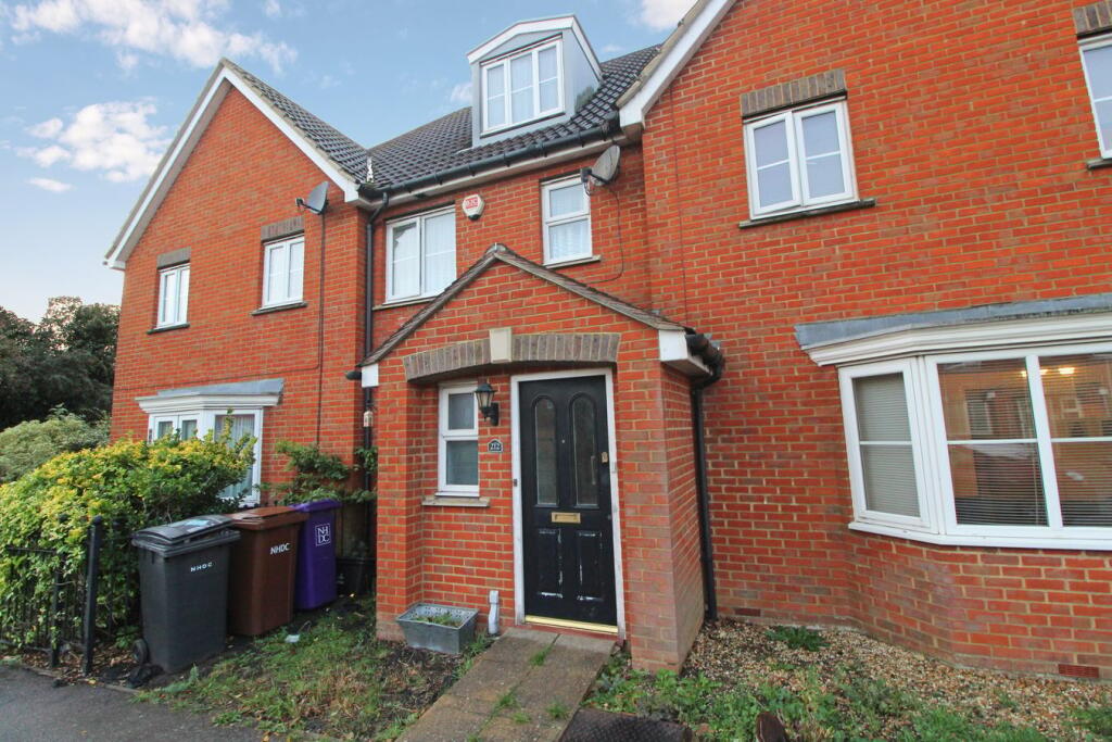 3 bed Town House for rent in Stevenage. From Satchells Estate Agents - Letchworth 3 bed Town House for rent in Stevenage. From Satchells Estate Agents - Letchworth