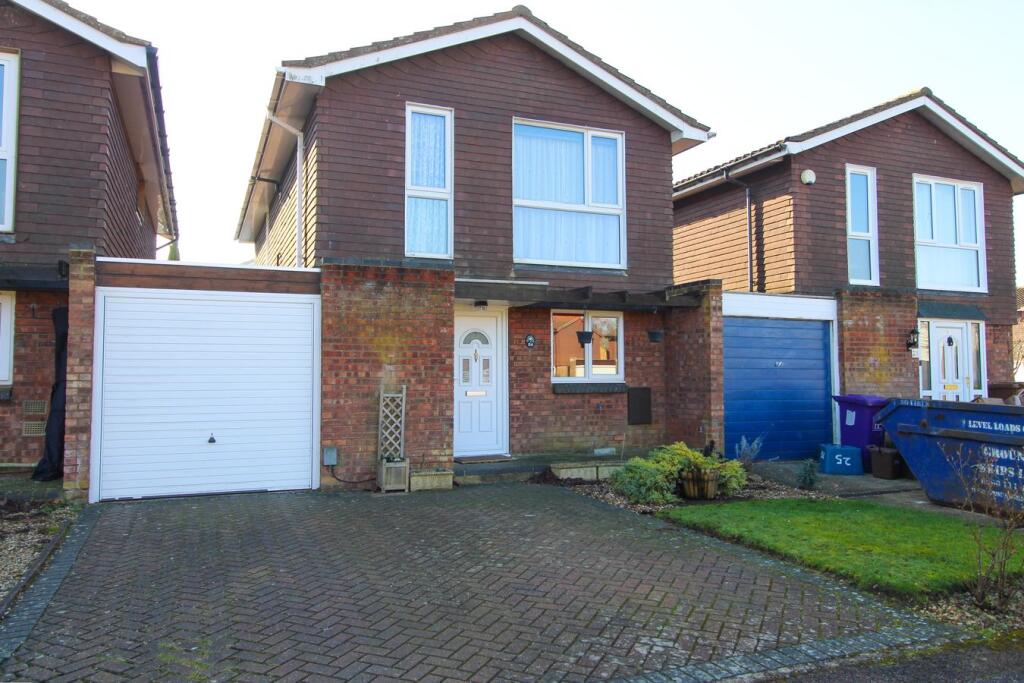 4 bed Link detached for rent in Letchworth. From Satchells Estate Agents - Letchworth