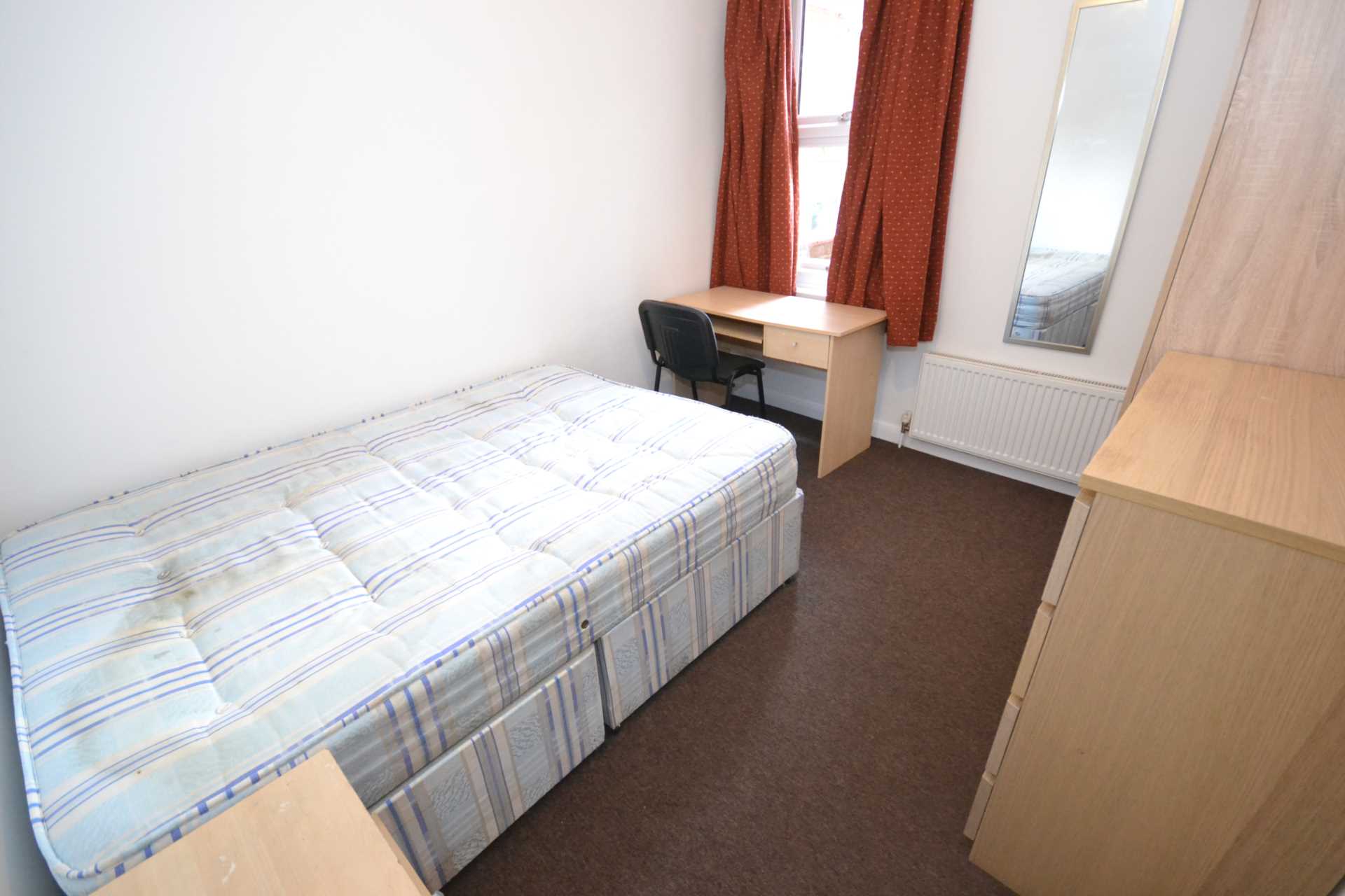 1 bed House Share for rent in Reading. From Space