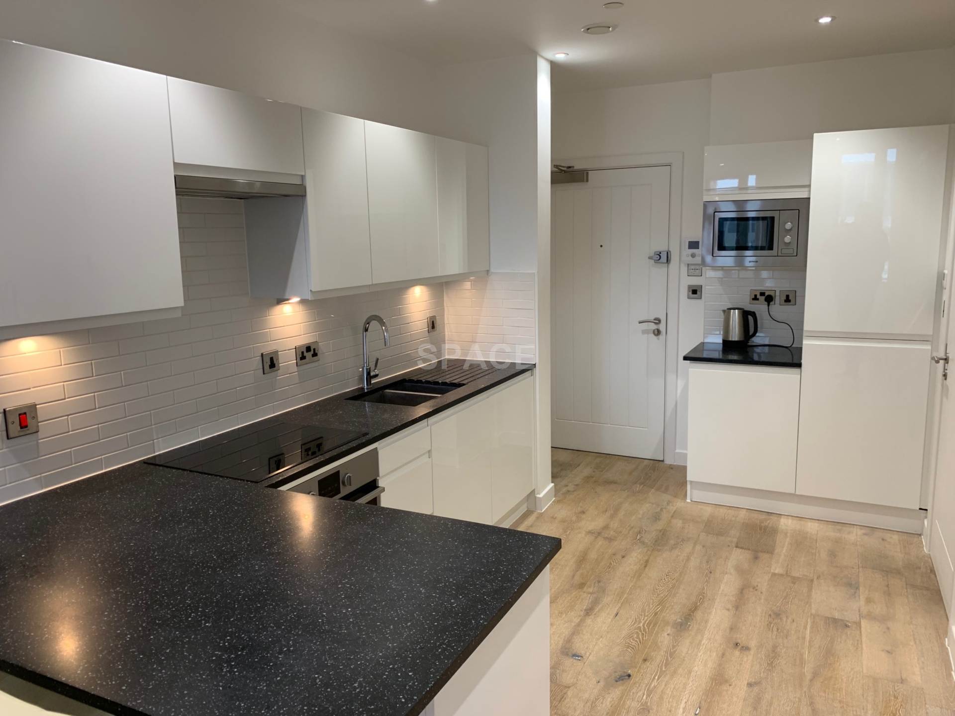 1 bed 1st Floor Flat for rent in Reading. From Space