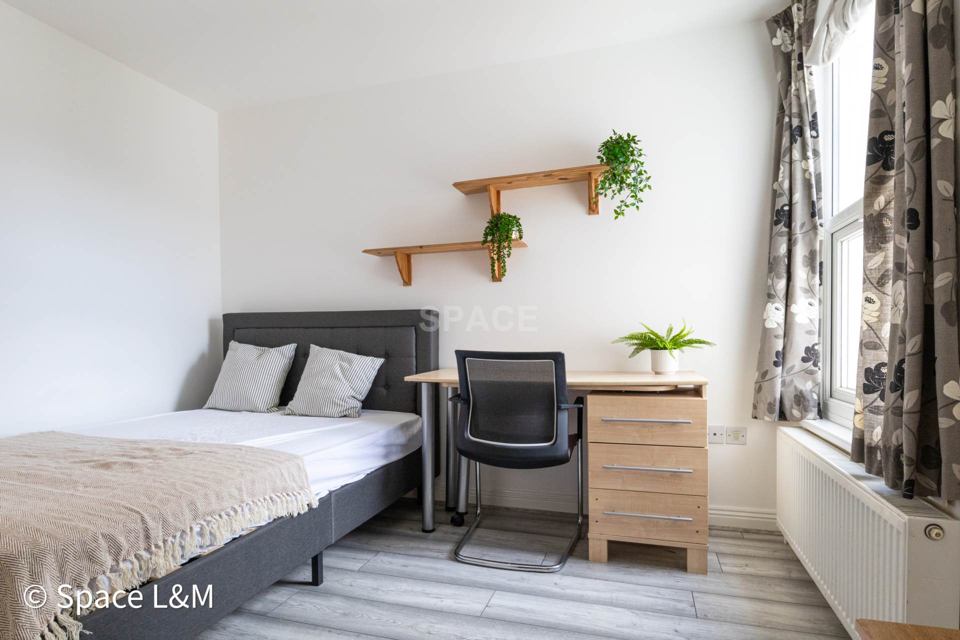 1 bed House Share for rent in Shinfield. From Space