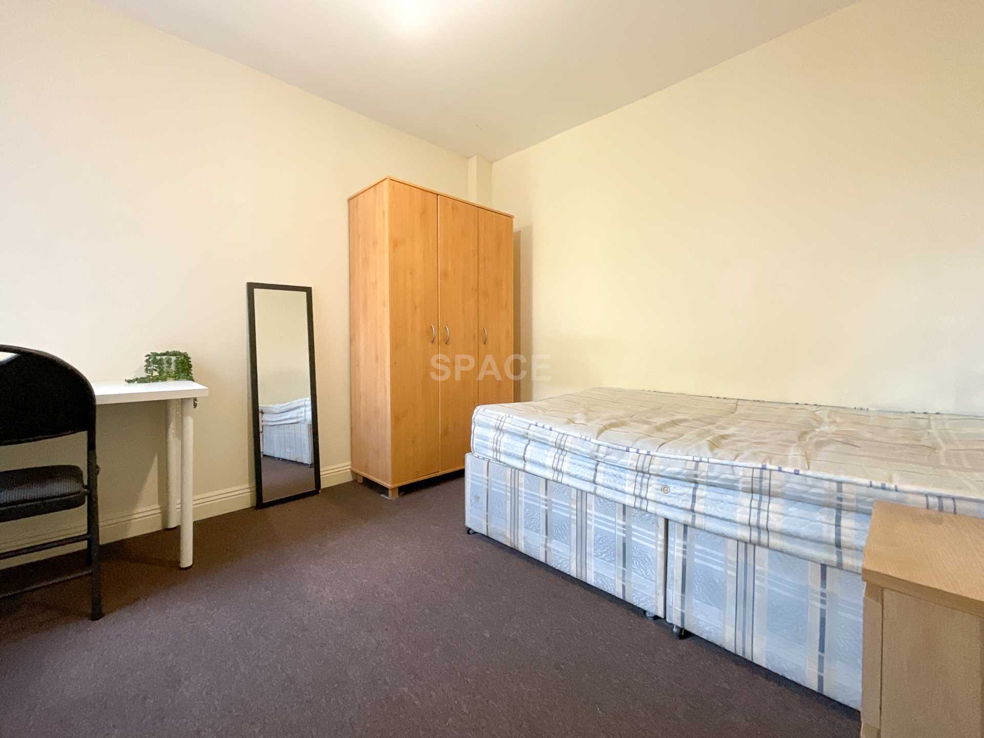 1 bed House Share for rent in Shinfield. From Space