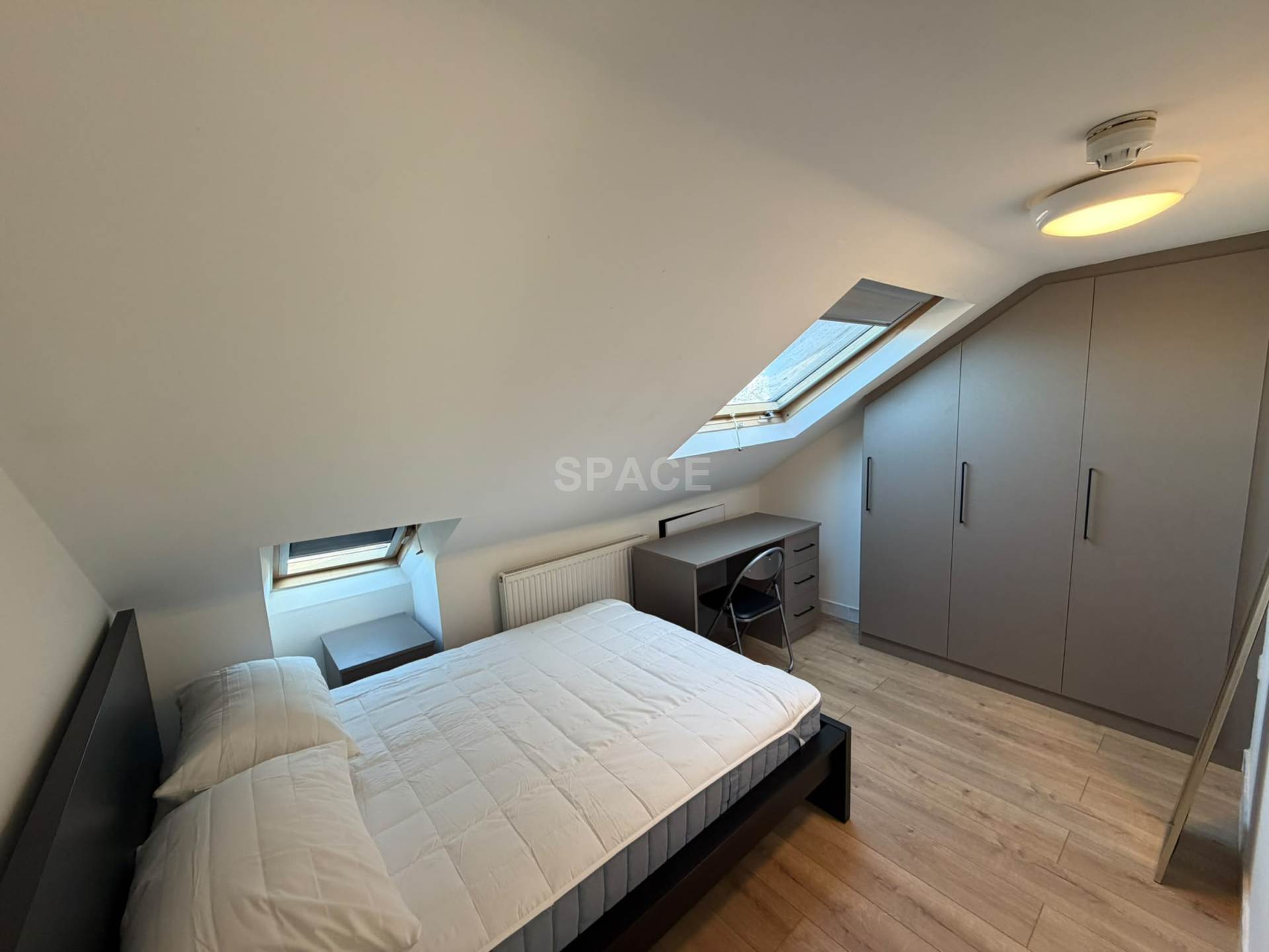 5 bed Mid Terraced House for rent in Reading. From Space 5 bed Mid Terraced House for rent in Reading. From Space