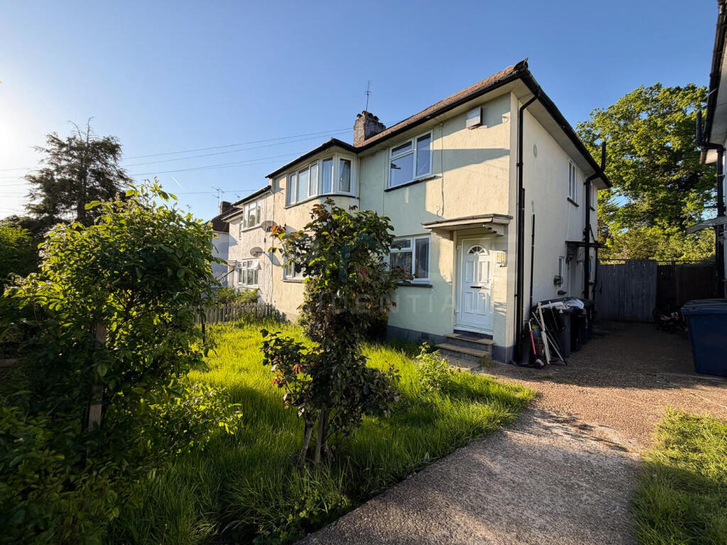 2 bed Annexe for rent in Arkley. From Space Residential - Mill Hill & Edgware
