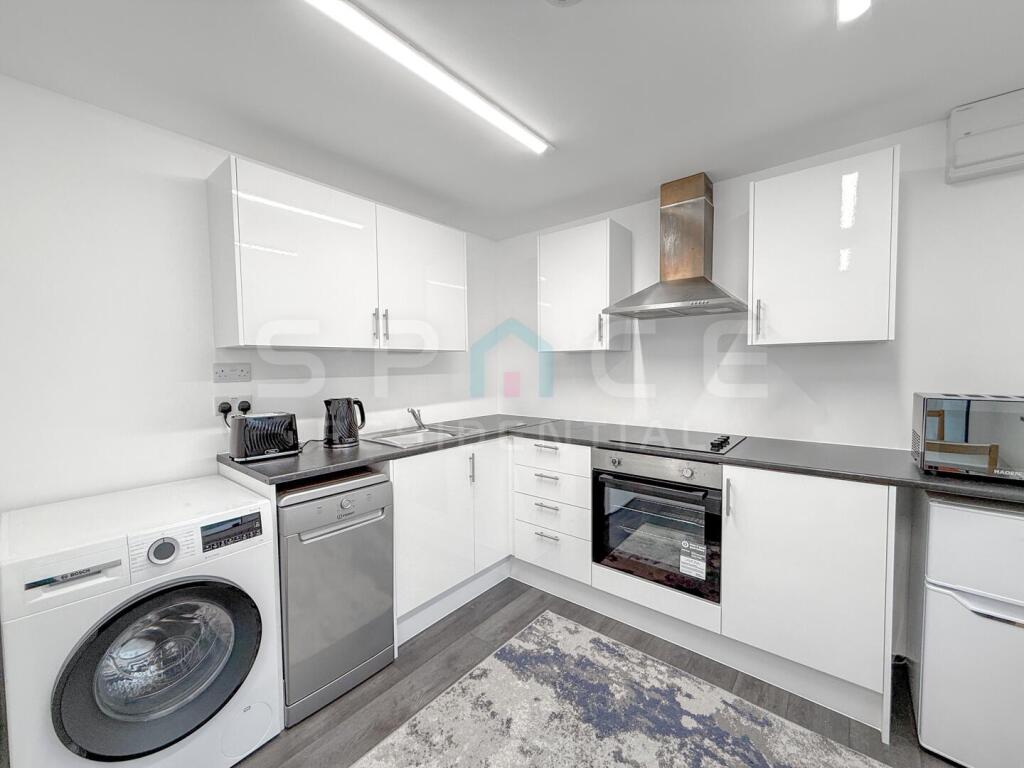 1 bed 1st Floor Flat for rent in Arkley. From Space Residential - Mill Hill & Edgware