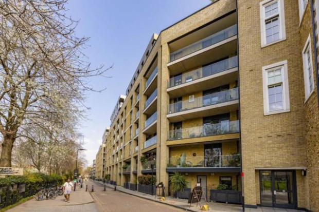 1 bed 1st Floor Flat for rent in Shoreditch. From Square Quarters - Islington 1 bed 1st Floor Flat for rent in Shoreditch. From Square Quarters - Islington