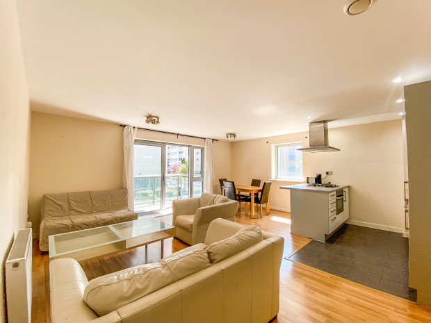 3 bed 1st Floor Flat for rent in Bow. From Square Quarters - Islington 3 bed 1st Floor Flat for rent in Bow. From Square Quarters - Islington