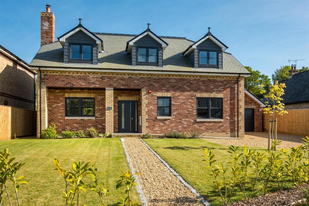 4 bed Detached for rent in Bembridge. From Spence Willard - Yarmouth