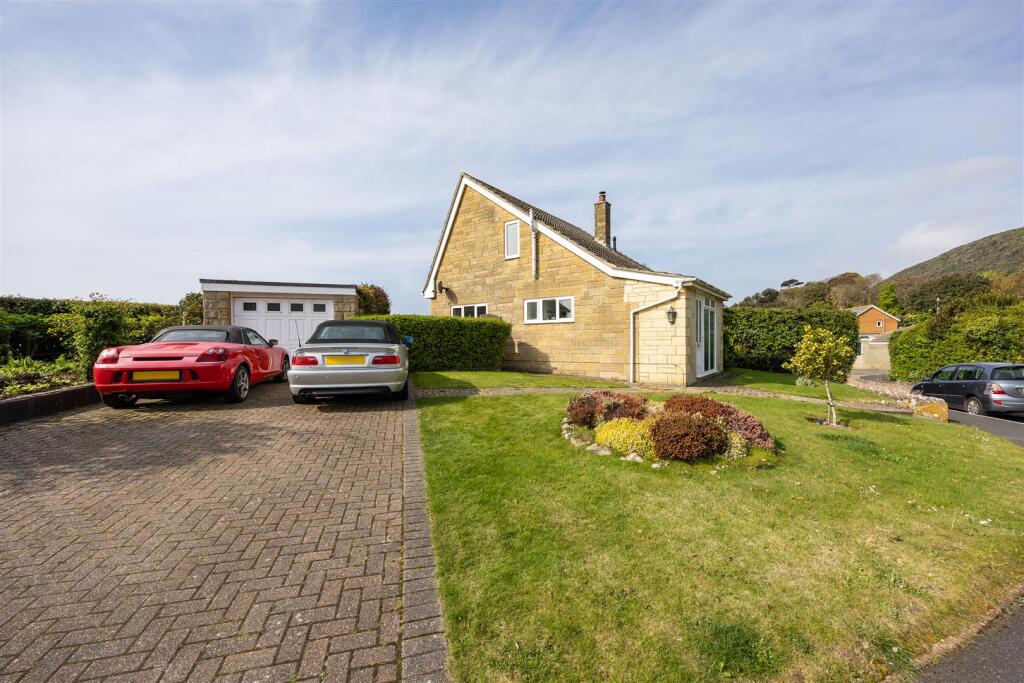 3 bed Detached bungalow for rent in Ventnor. From Spence Willard - Yarmouth
