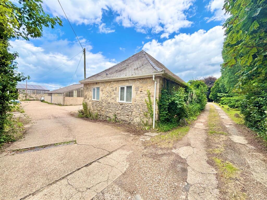 3 bed Detached bungalow for rent in Yarmouth. From Spence Willard - Yarmouth 3 bed Detached bungalow for rent in Yarmouth. From Spence Willard - Yarmouth