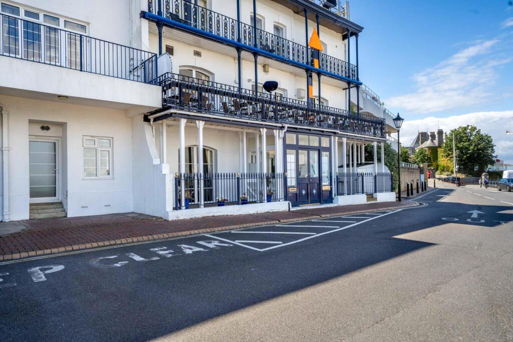 1 bed Apartment for rent in Cowes. From Spence Willard - Yarmouth
