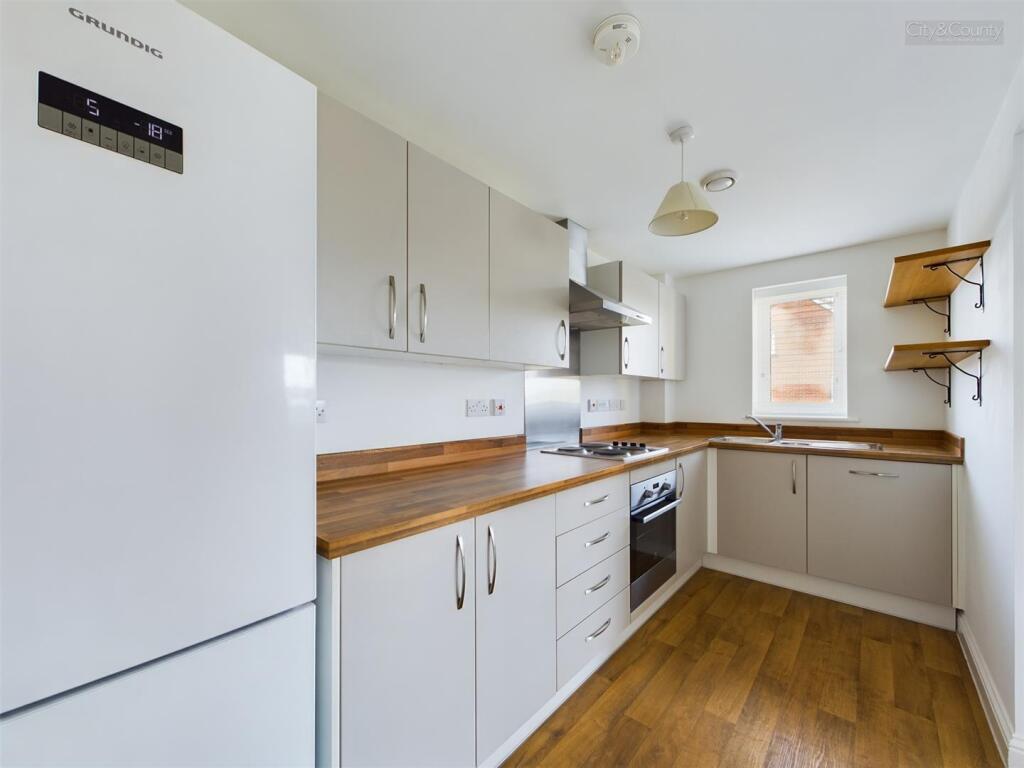 2 bed 1st Floor Flat for rent in Peterborough. From City & County (UK) Ltd - Peterborough