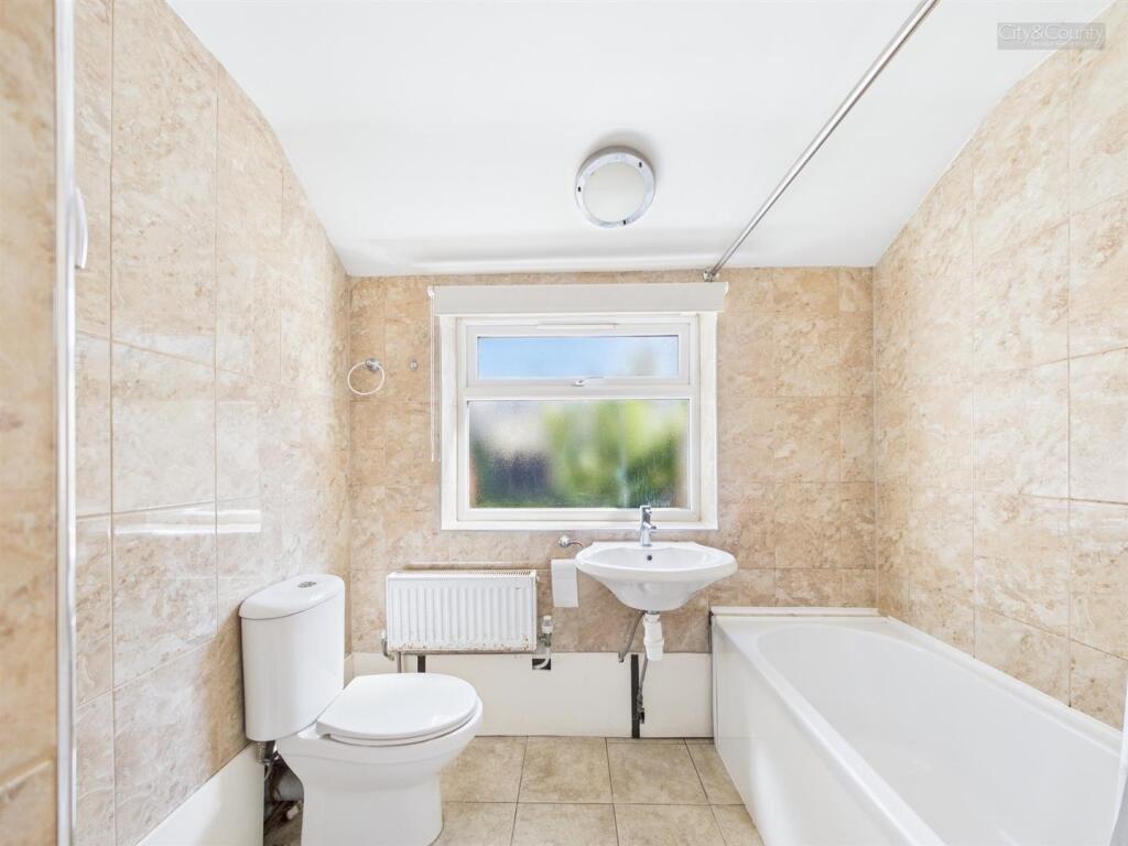 3 bed Mid Terraced House for rent in Peterborough. From City & County (UK) Ltd - Peterborough