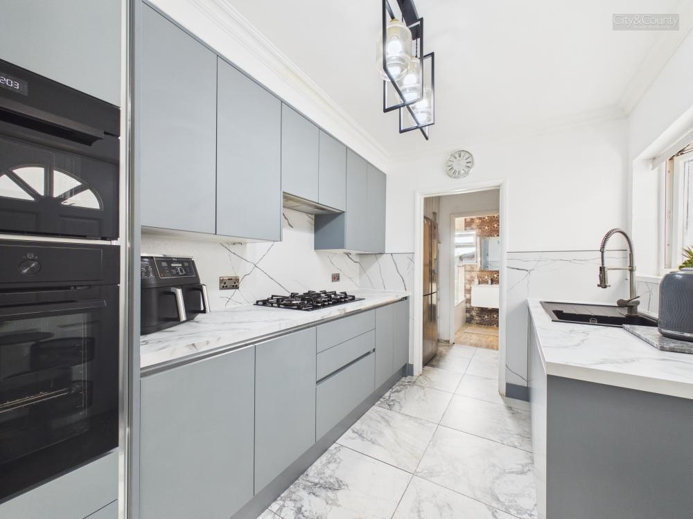 3 bed Mid Terraced House for rent in Peterborough. From City & County (UK) Ltd - Peterborough 3 bed Mid Terraced House for rent in Peterborough. From City & County (UK) Ltd - Peterborough