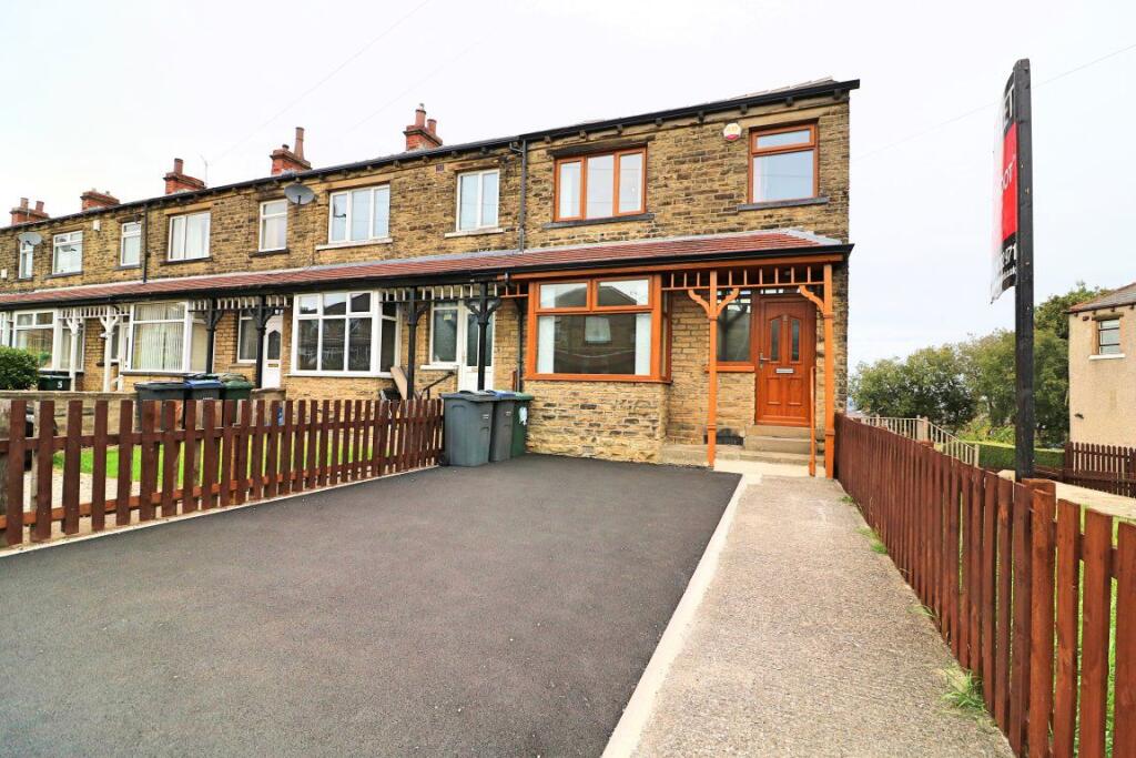 3 bed Detached for rent in Bradford. From Squarefoot Apartments - Bradford