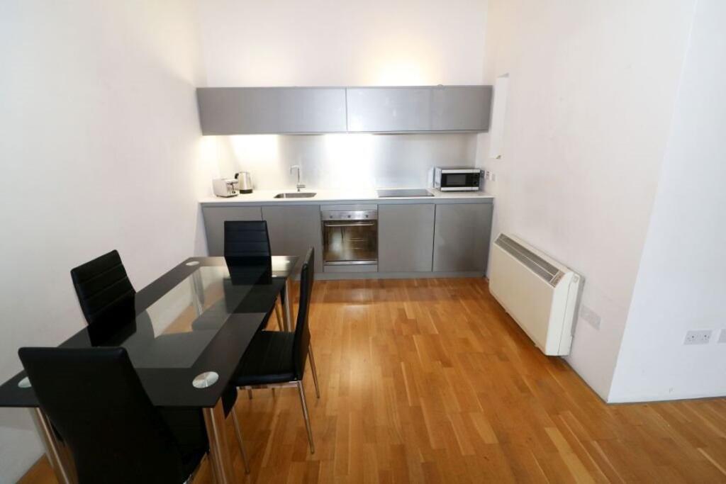 1 bed Apartment for rent in Bradford. From Squarefoot Apartments - Bradford