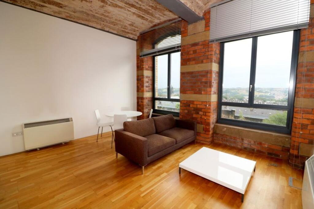 4 bed Apartment for rent in Bradford. From Squarefoot Apartments - Bradford 4 bed Apartment for rent in Bradford. From Squarefoot Apartments - Bradford