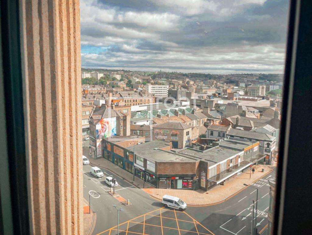 2 bed Apartment for rent in Bradford. From Squarefoot Apartments - Bradford