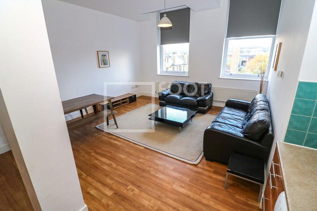 2 bed Apartment for rent in Bradford. From Squarefoot Apartments - Bradford