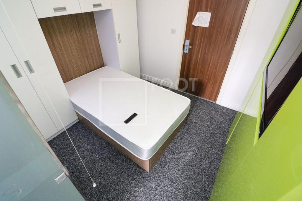 0 bed 1st Floor Flat for rent in Bradford. From Squarefoot Apartments - Bradford
