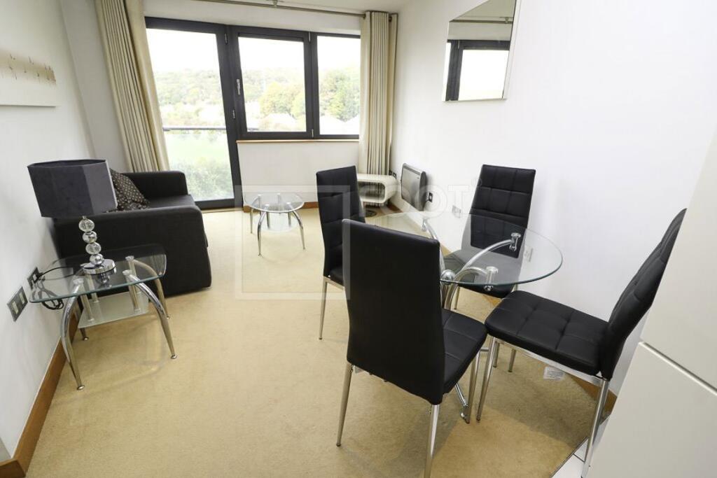 2 bed Apartment for rent in Shipley. From Squarefoot Apartments - Bradford