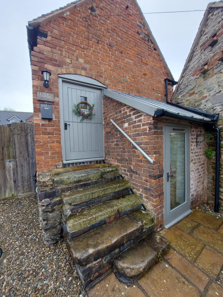 2 bed Barn Conversion for rent in Much Wenlock. From Stentons Estate Agents - Much Wenlock