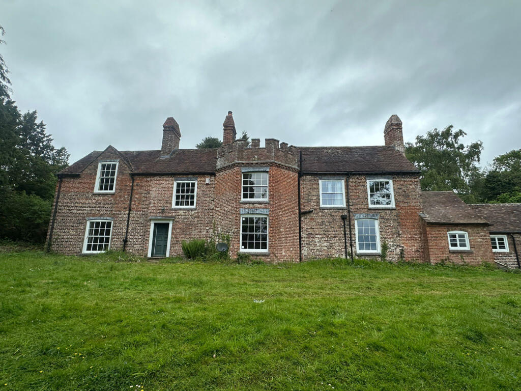 5 bed Cottage for rent in Broseley. From Stentons Estate Agents - Much Wenlock 5 bed Cottage for rent in Broseley. From Stentons Estate Agents - Much Wenlock