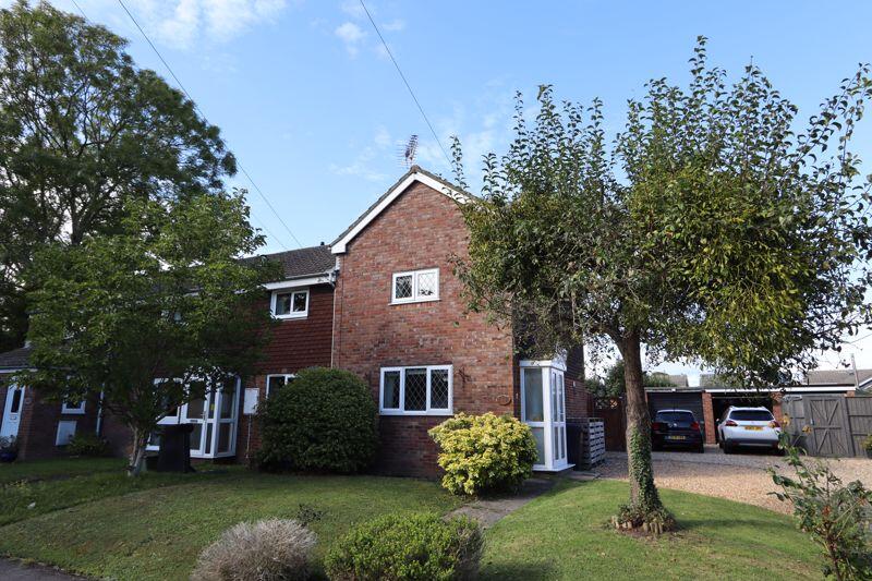 2 bed End of Terrace for rent in Portishead. From Steven Smith Town & Country Estate Agents - Clevedon
